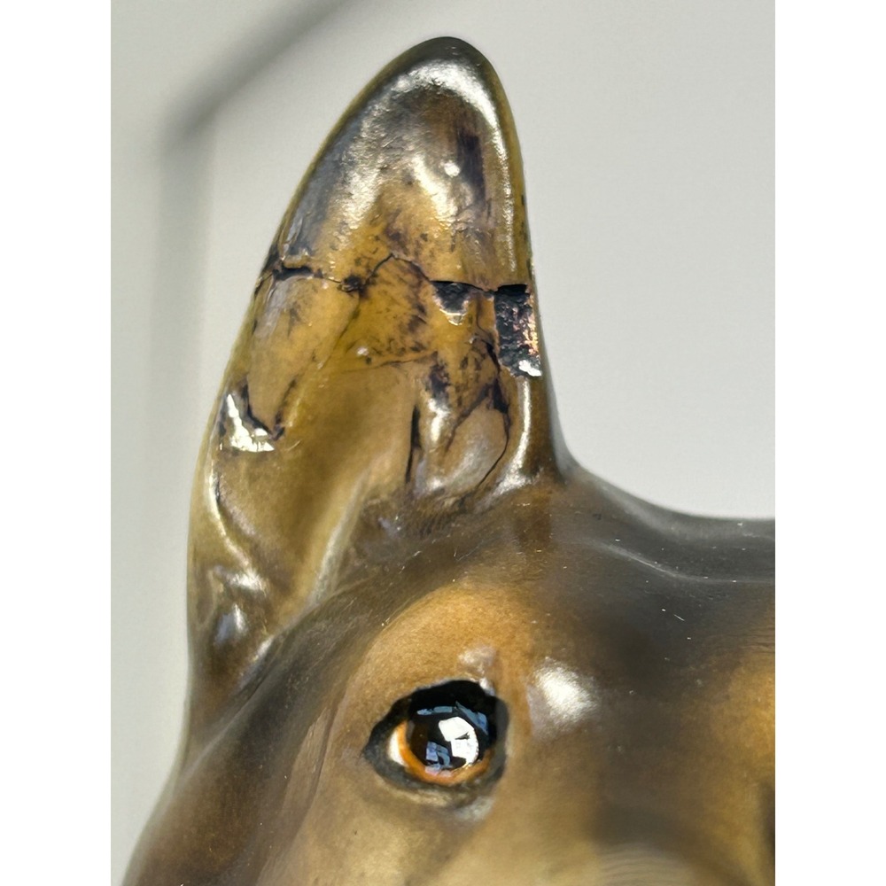 Vintage Ceramic German Shepherd Dog Figurine Made in Japan Hand Painted Repaired - Picture 7 of 16
